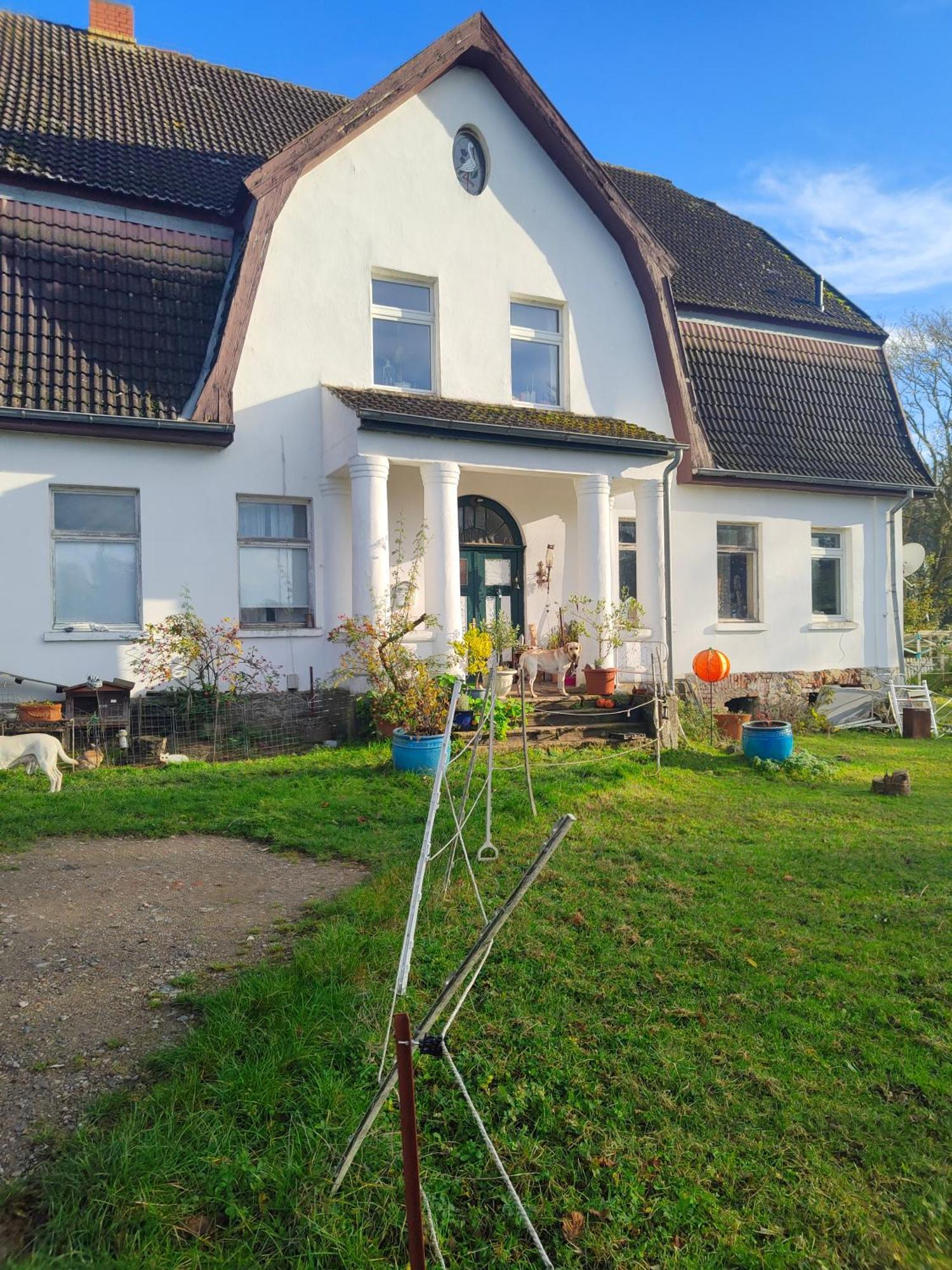 Gutshaus Im Gruenen Apartamento Poseritz Exterior foto